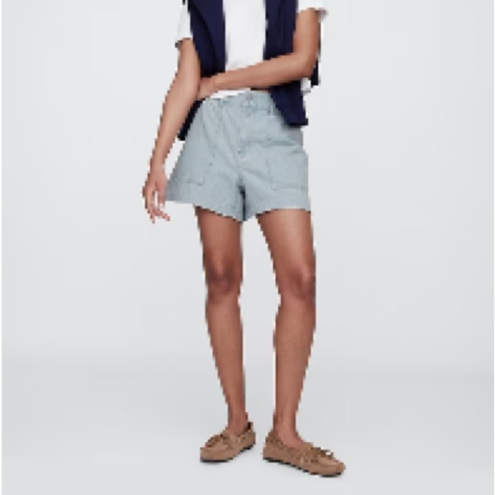 GAP 4” Railroad Stripe Super Soft Denim Shorts